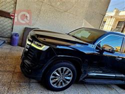 تۆیۆتا لاند کروزەر